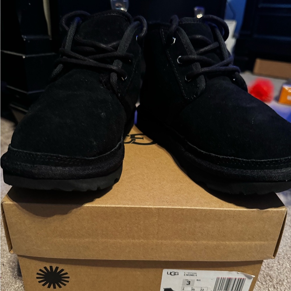 Uggs booties boys size 3y